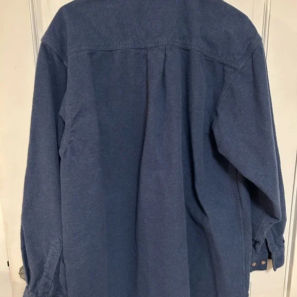 Field & Stream Men’s Blue Flannel Button Down Shirt - Picture 2 of 4